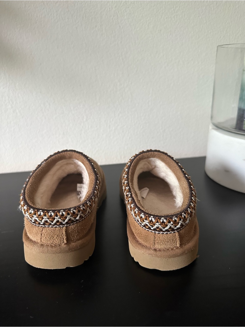 UGG - Picture 4 of 8
